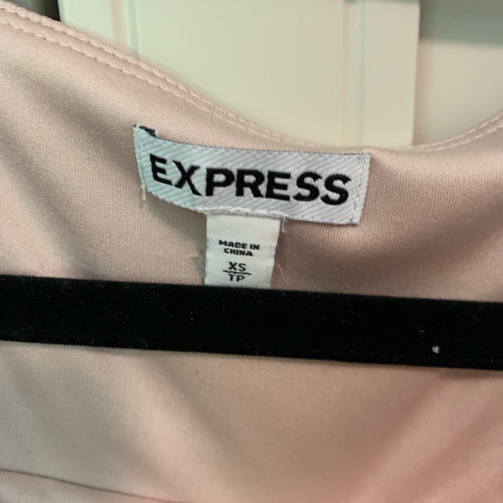 Express Tank/Blouse - Picture 2 of 3